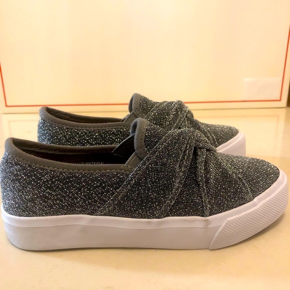 NEW-Girls Metallic glitter vulcanized slip on, size 12 - Picture 5 of 15